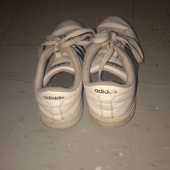 Size 7 Adidas Sneakers - Picture 2 of 4
